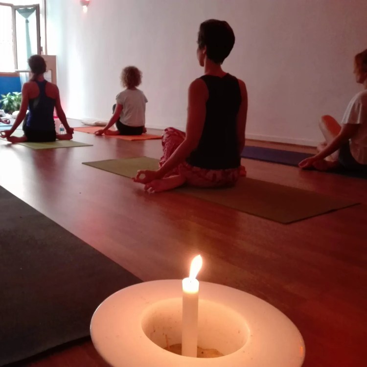mbi curso de meditacion, mindfulness y crecimiento personal en espacio bitali algeciras